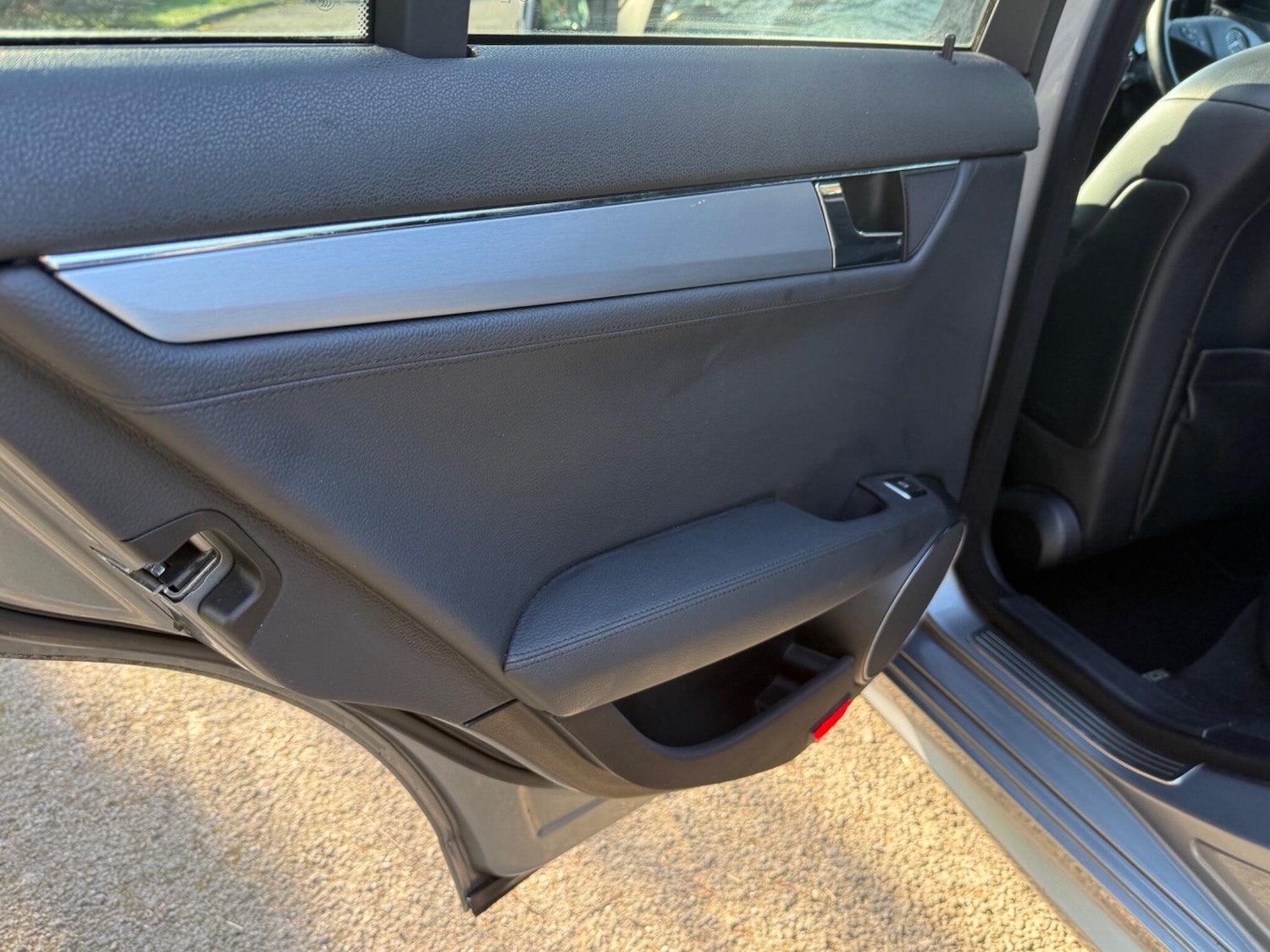 Used Mercedes-Benz C Class 2011 for sale - 77769228: Photo 16