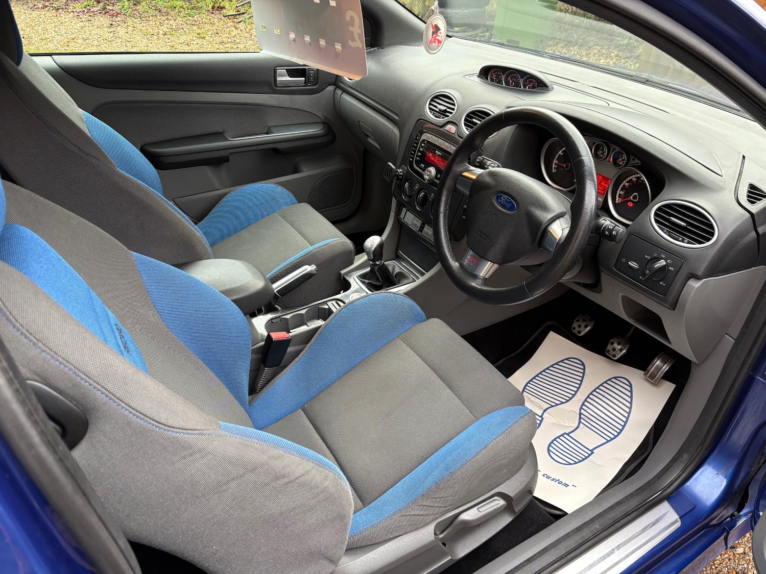 Used Ford Focus 2010 for sale - 77237271: Photo 10