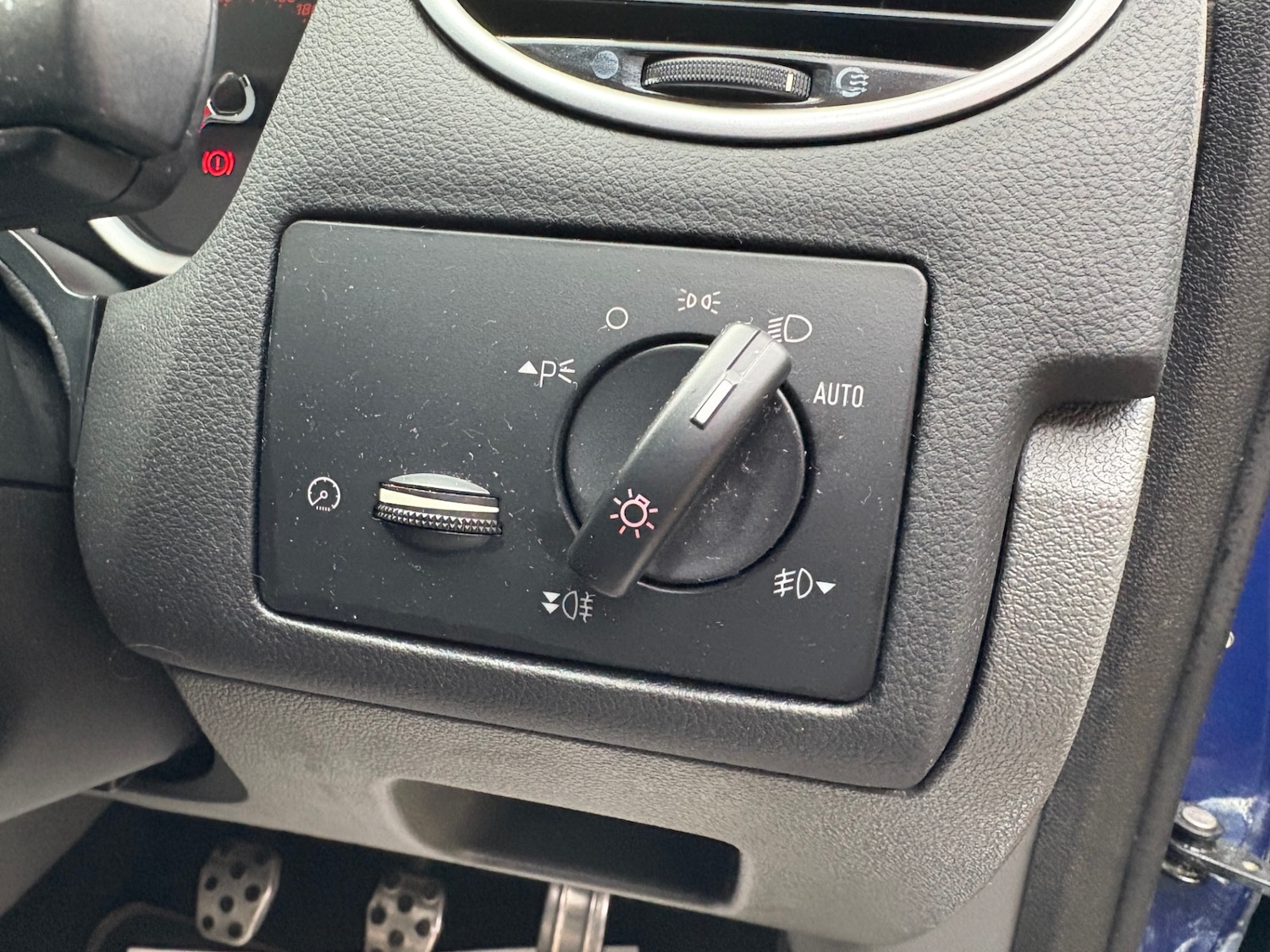 Used Ford Focus 2010 for sale - 77237271: Photo 17