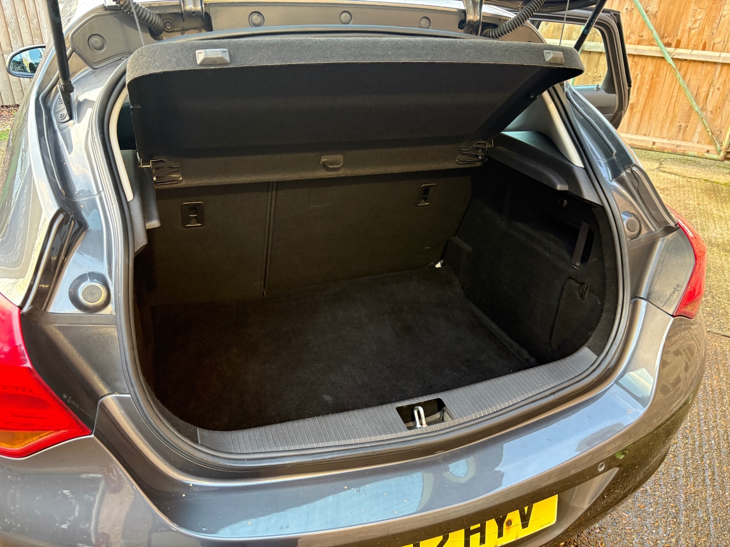 Used Vauxhall Astra 2012 for sale - 76968446: Photo 15