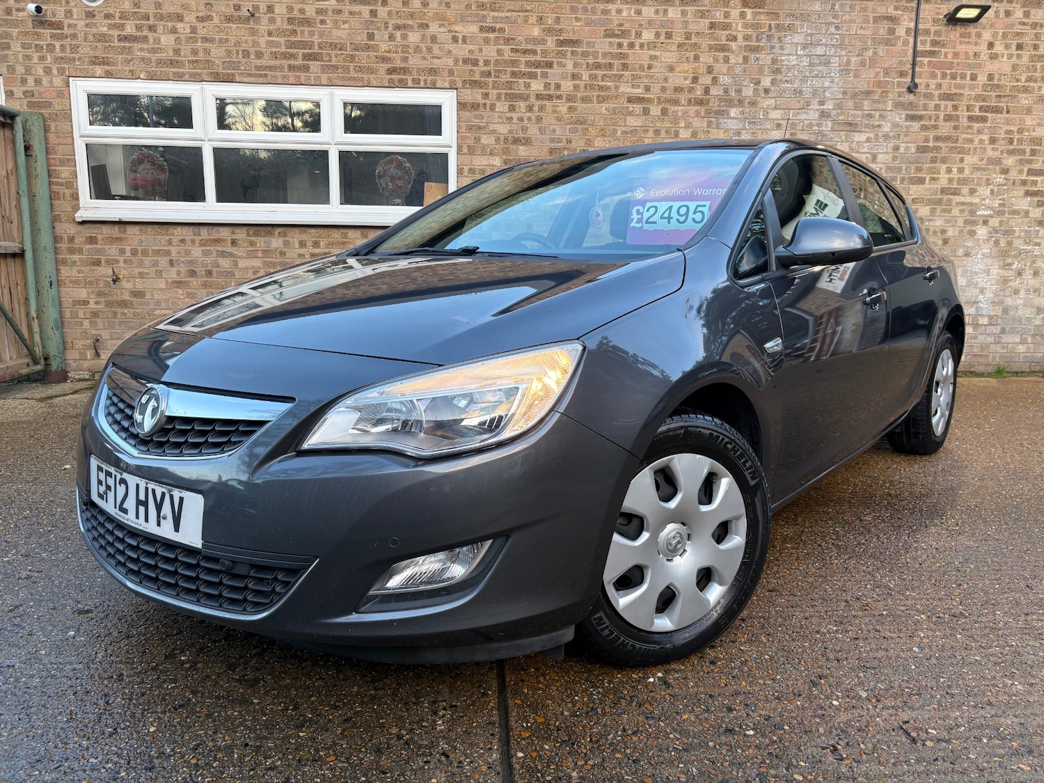 Used Vauxhall Astra 2012 for sale - 76968446: Photo 2