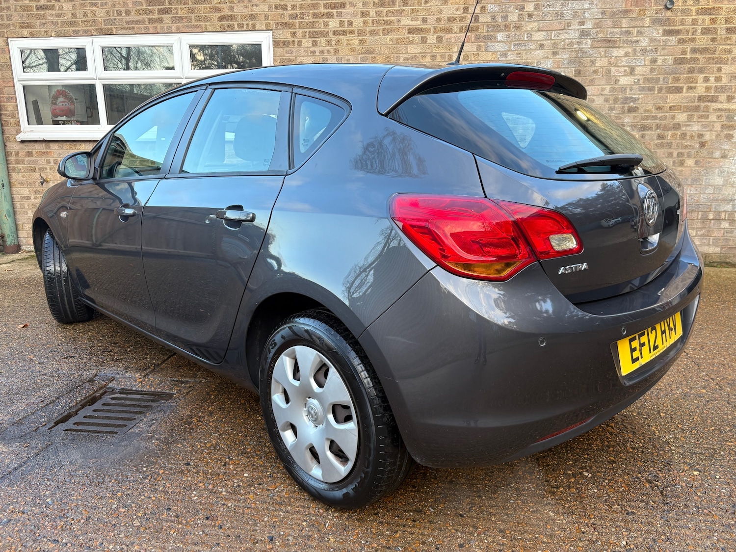 Used Vauxhall Astra 2012 for sale - 76968446: Photo 4