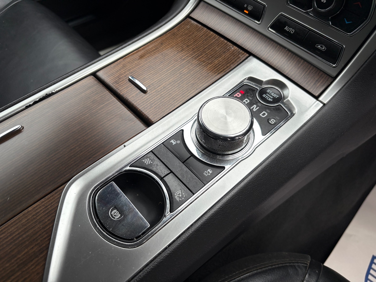 Used Jaguar XF 2012 for sale - 77118843: Photo 16