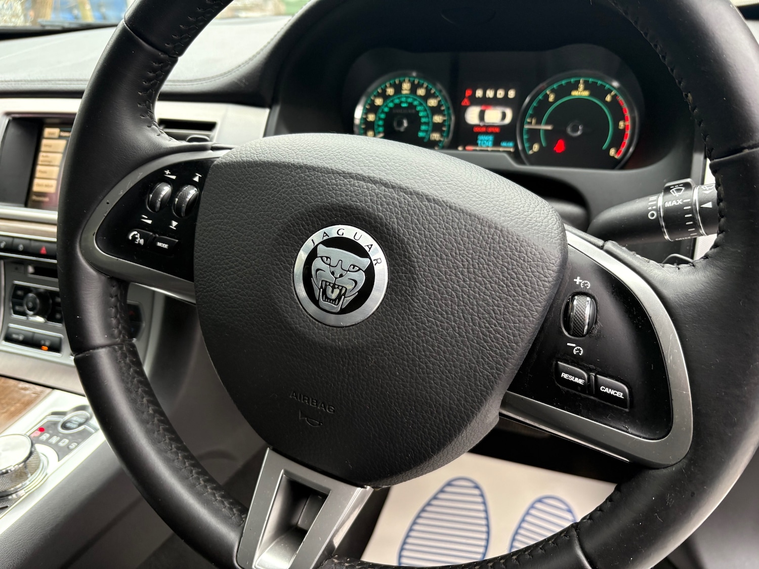 Used Jaguar XF 2012 for sale - 77118843: Photo 17