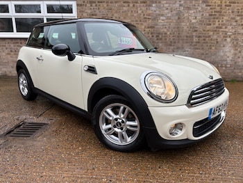 2013 (63) - 1.6 Cooper D 3dr