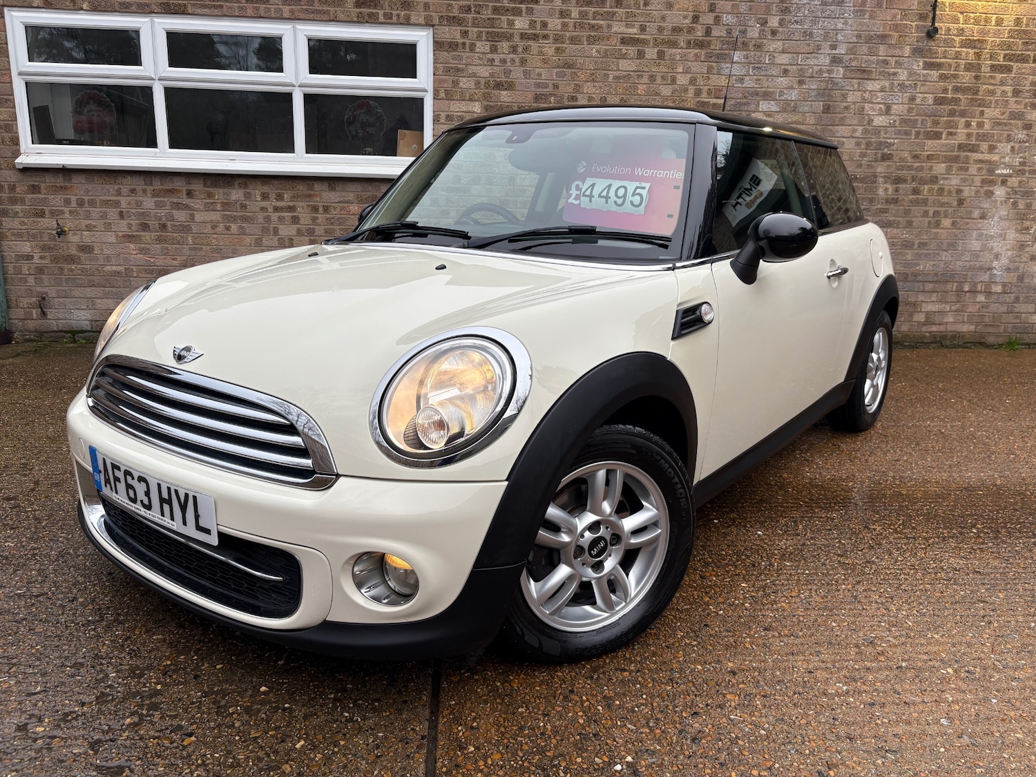 Used MINI Hatch 2013 for sale - 76968439: Photo 2