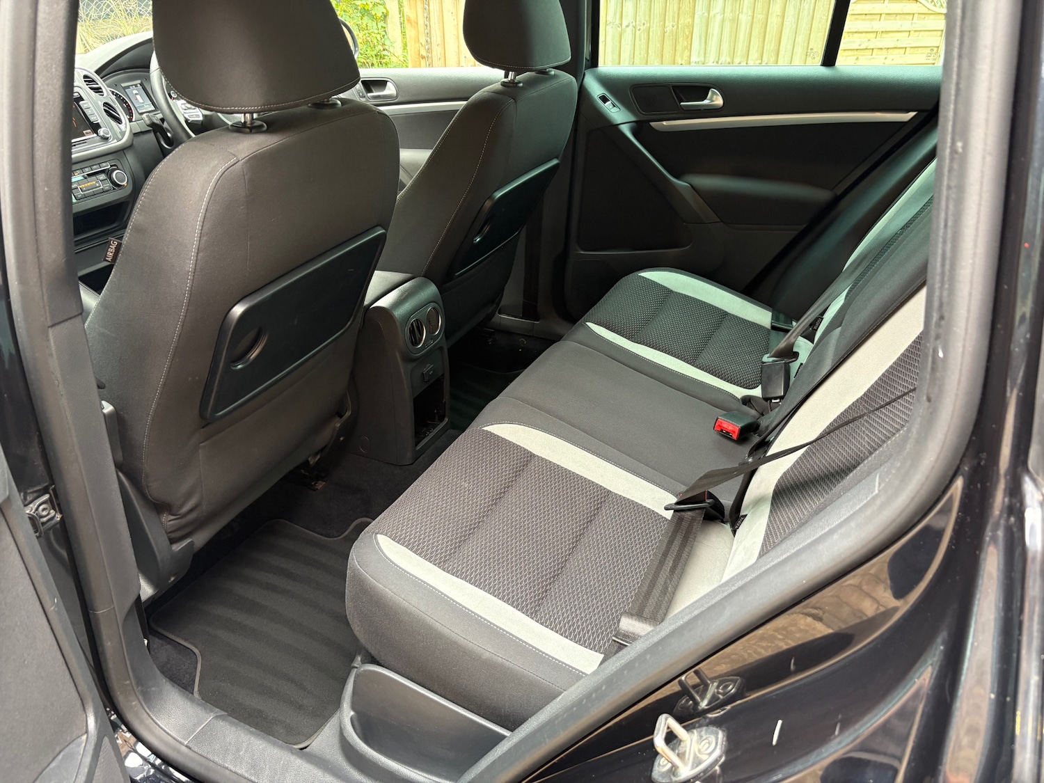 Used Volkswagen Tiguan 2014 for sale - 76171357: Photo 9