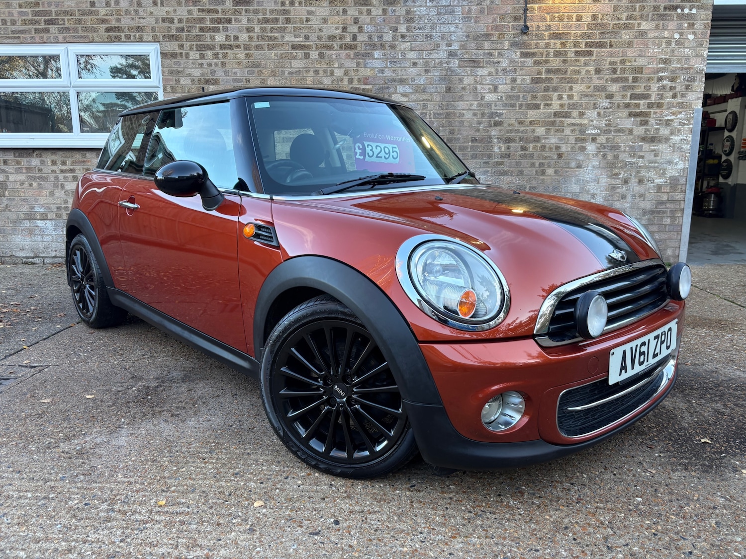 Used MINI Hatch 2011 for sale - 76640465: Photo 1