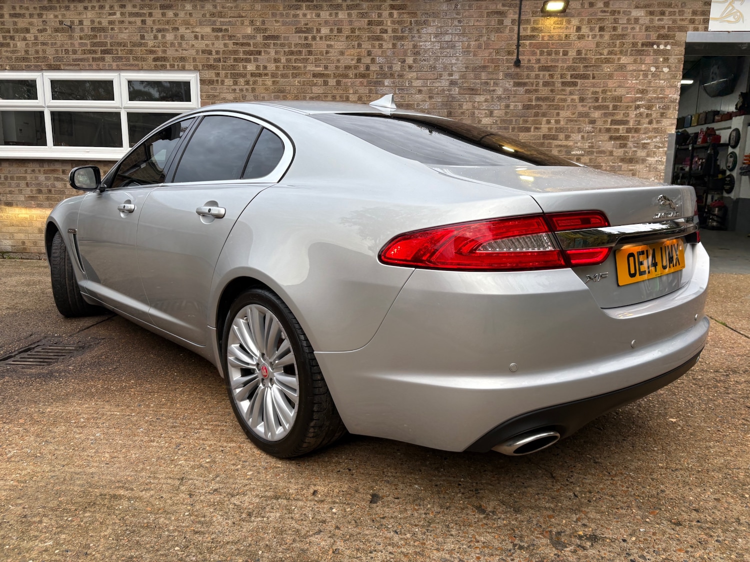 Used Jaguar XF 2014 for sale - 76483269: Photo 3