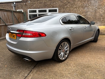Used Jaguar XF 2014 for sale - 76483269: Photo