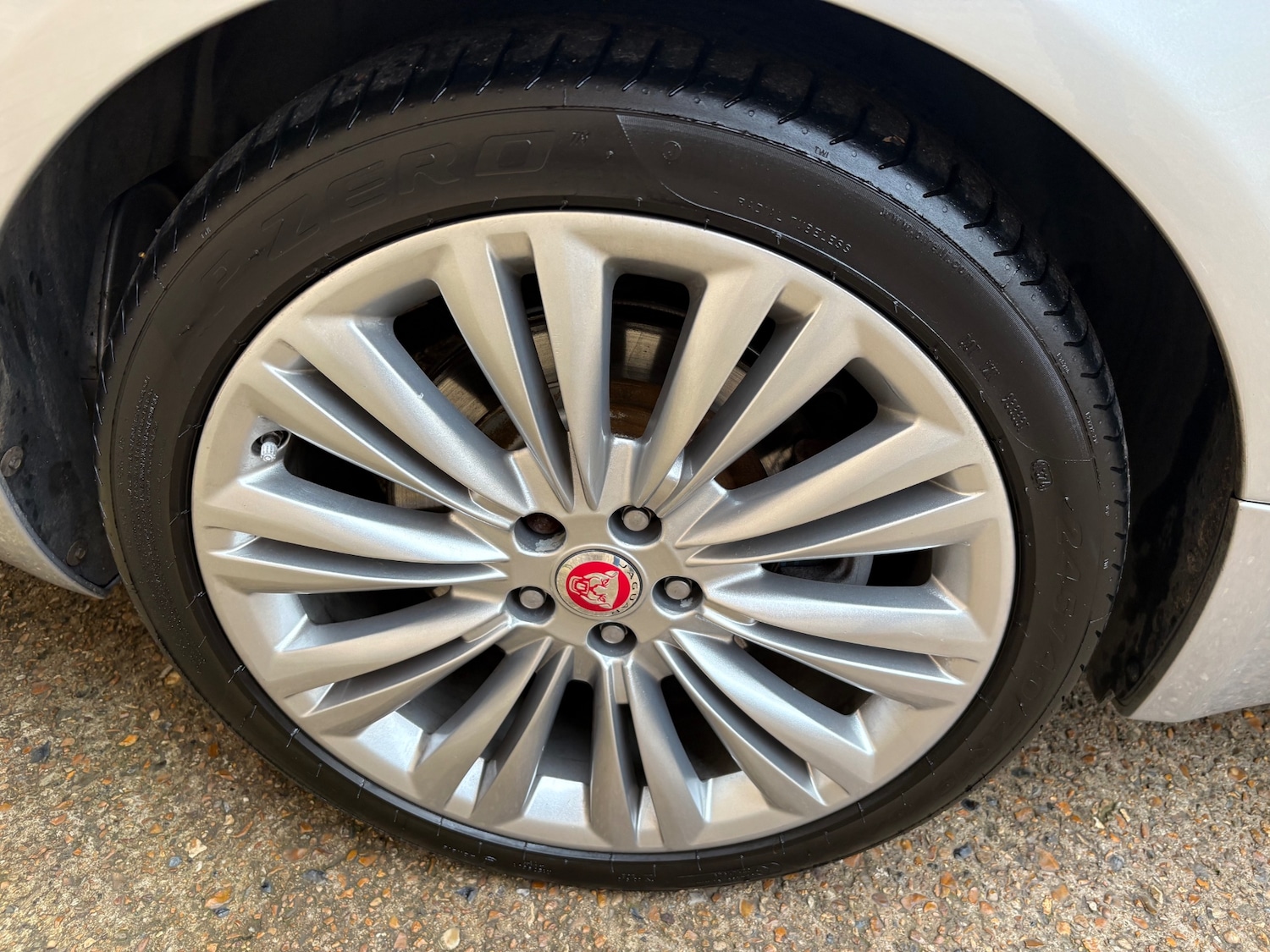 Used Jaguar XF 2014 for sale - 76483269: Photo 5