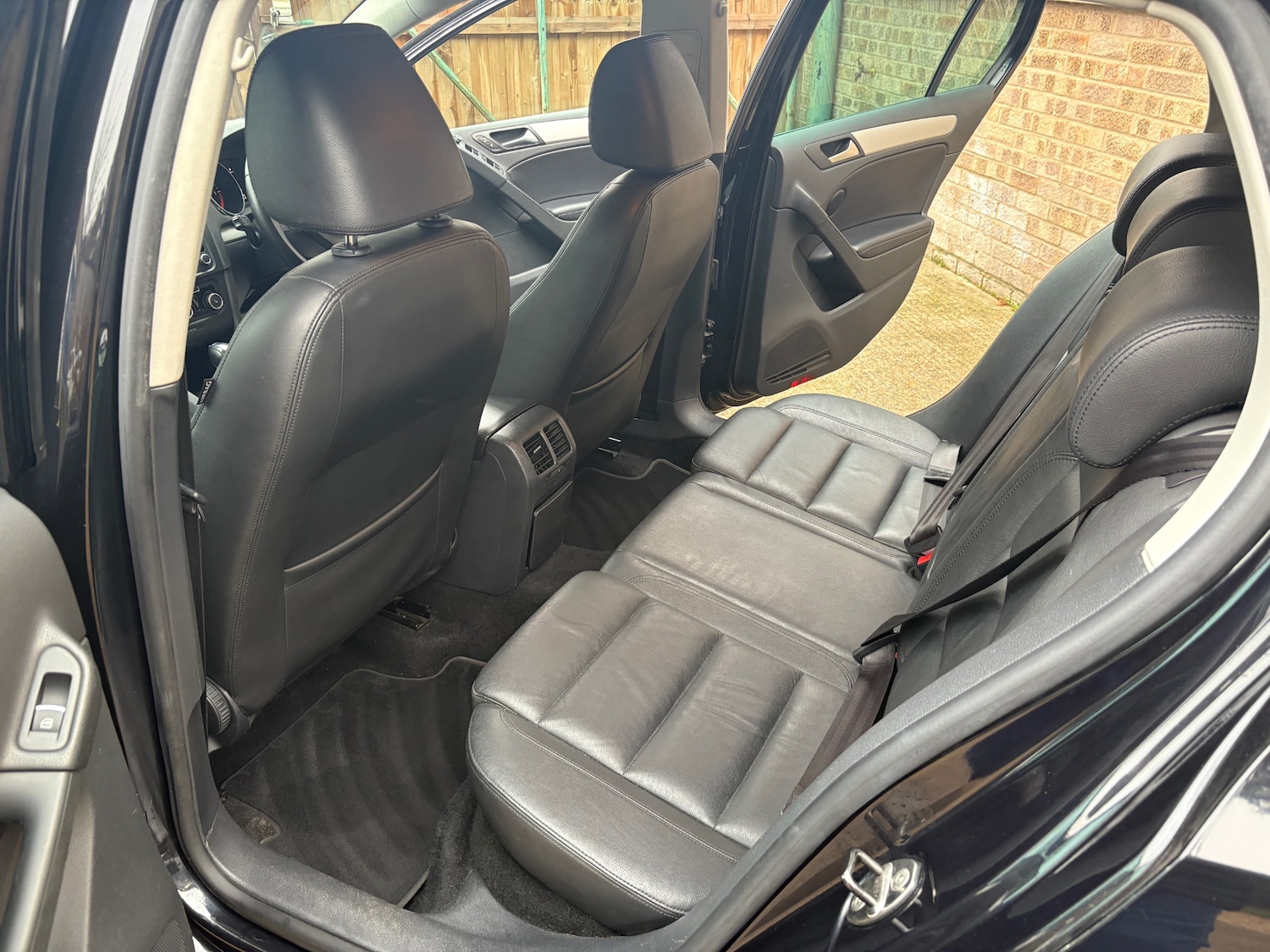 Used Volkswagen Golf 2012 for sale - 76968631: Photo 10