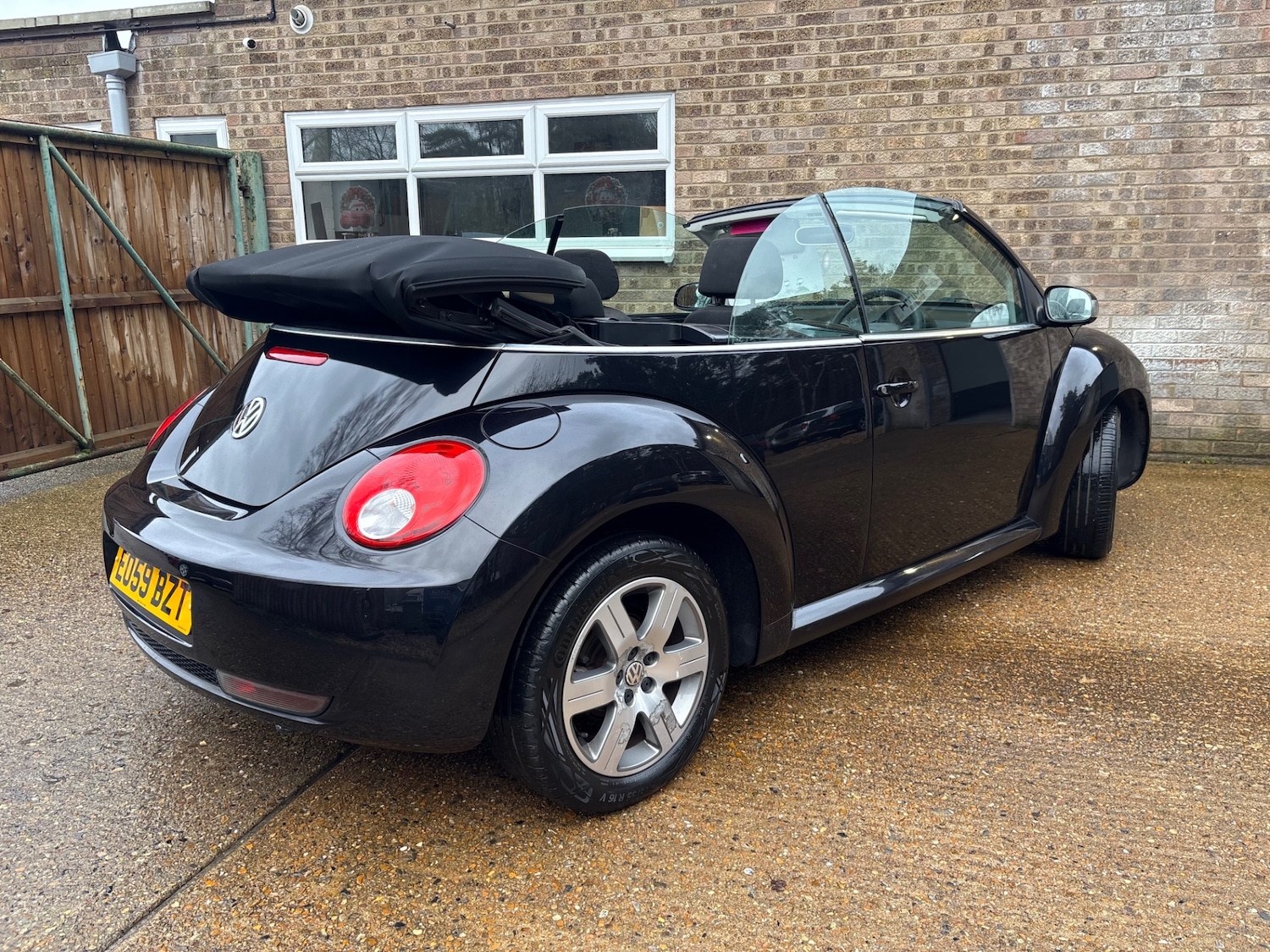 Used Volkswagen Beetle 2009 for sale - 77277561: Photo 4