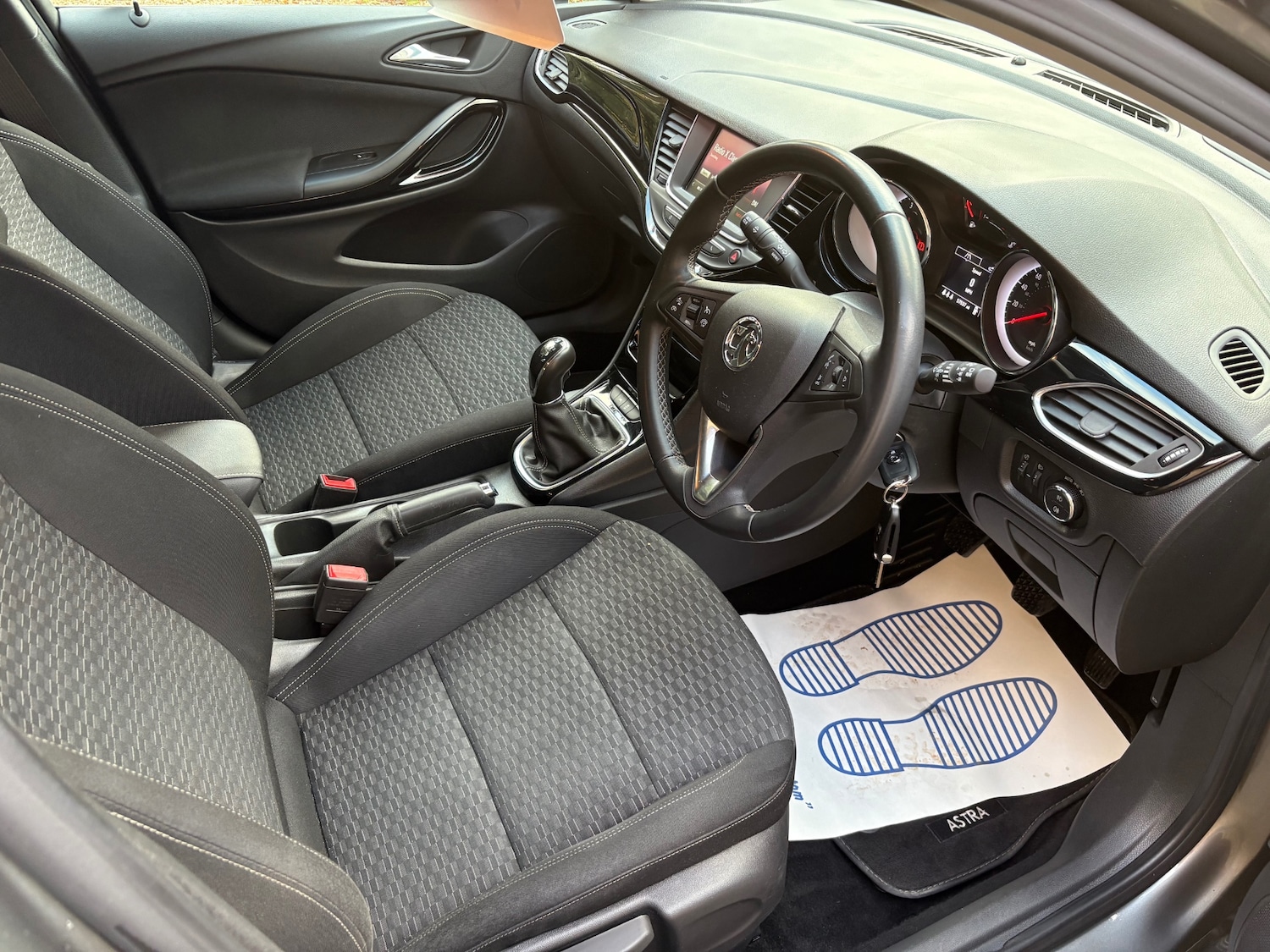 Used Vauxhall Astra 2018 for sale - 76682671: Photo 9