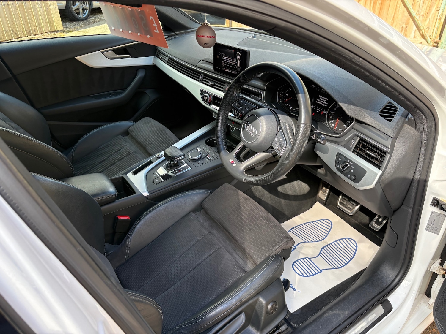 Used Audi A4 2017 for sale - 78112700: Photo 10