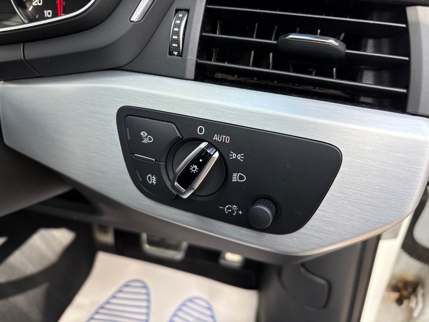 Used Audi A4 2017 for sale - 78112700: Photo 15