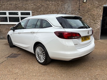 Used Vauxhall Astra 2016 for sale - 79087596: Photo