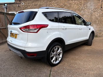 Used Ford Kuga 2014 for sale - 75930475: Photo