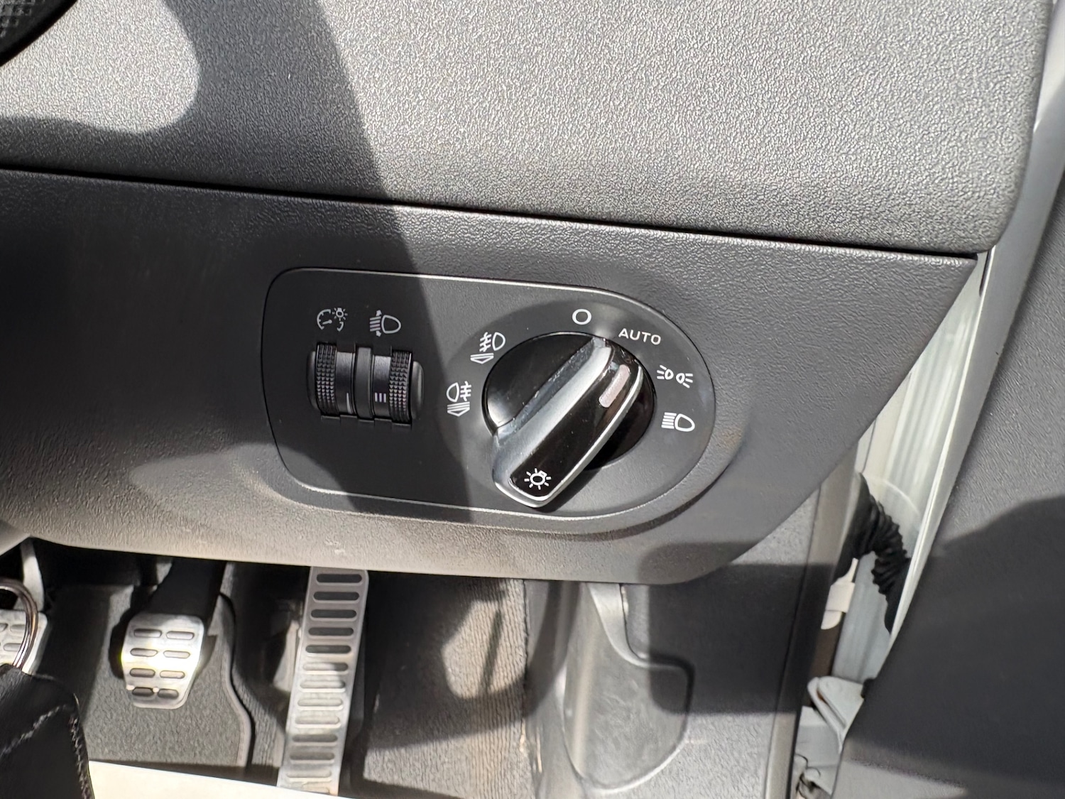 Used Audi TT 2011 for sale - 78018651: Photo 15