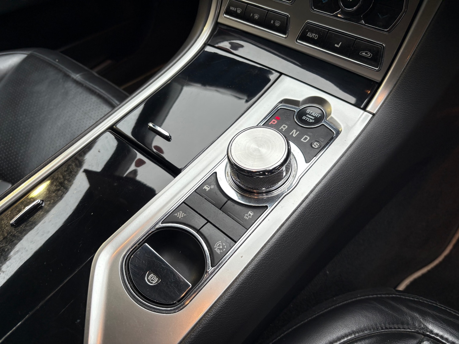 Used Jaguar XF 2014 for sale - 77476679: Photo 15