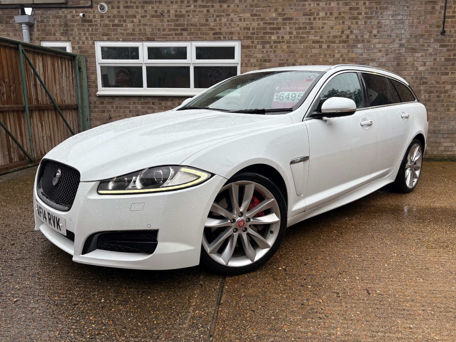 Used Jaguar XF 2014 for sale - 77476679: Photo 2