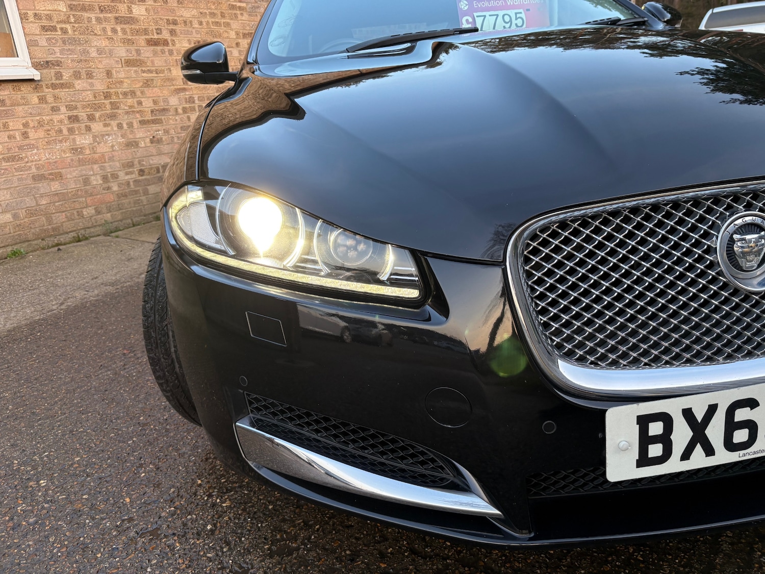 Used Jaguar XF 2013 for sale - 77669234: Photo 6