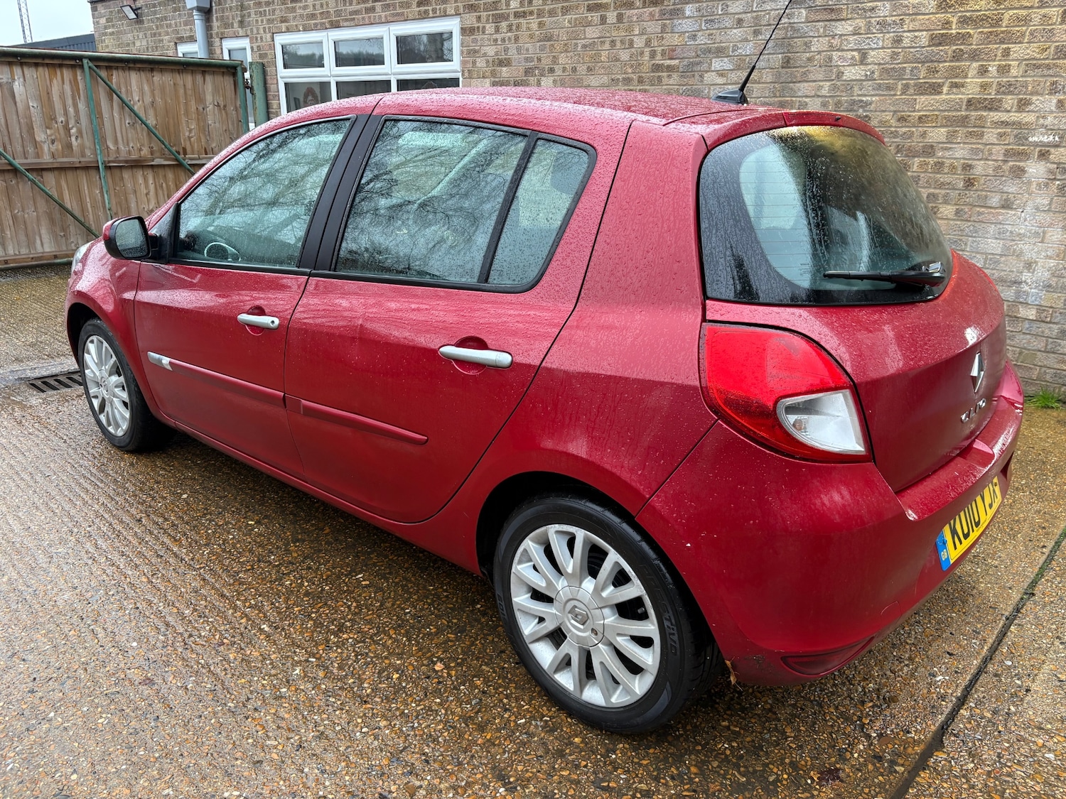 Used Renault Clio 2010 for sale - 77014053: Photo 3