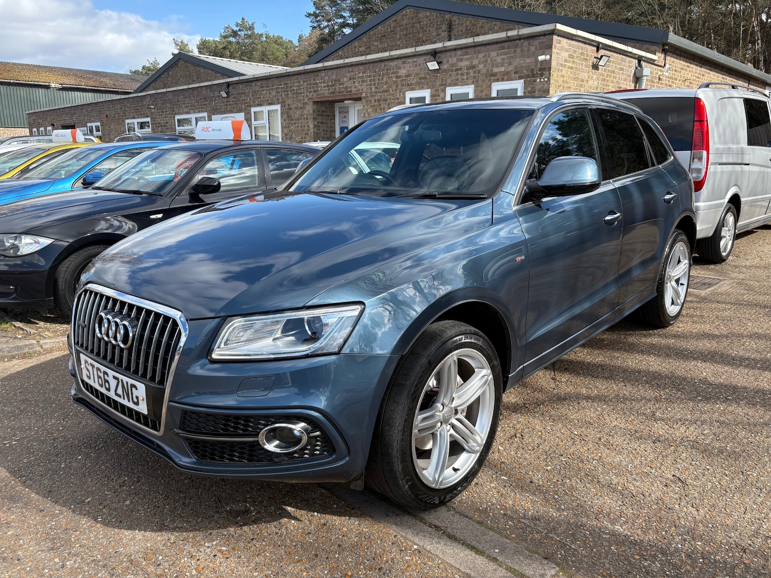 Used Audi Q5 2017 for sale - 78112300: Photo 2