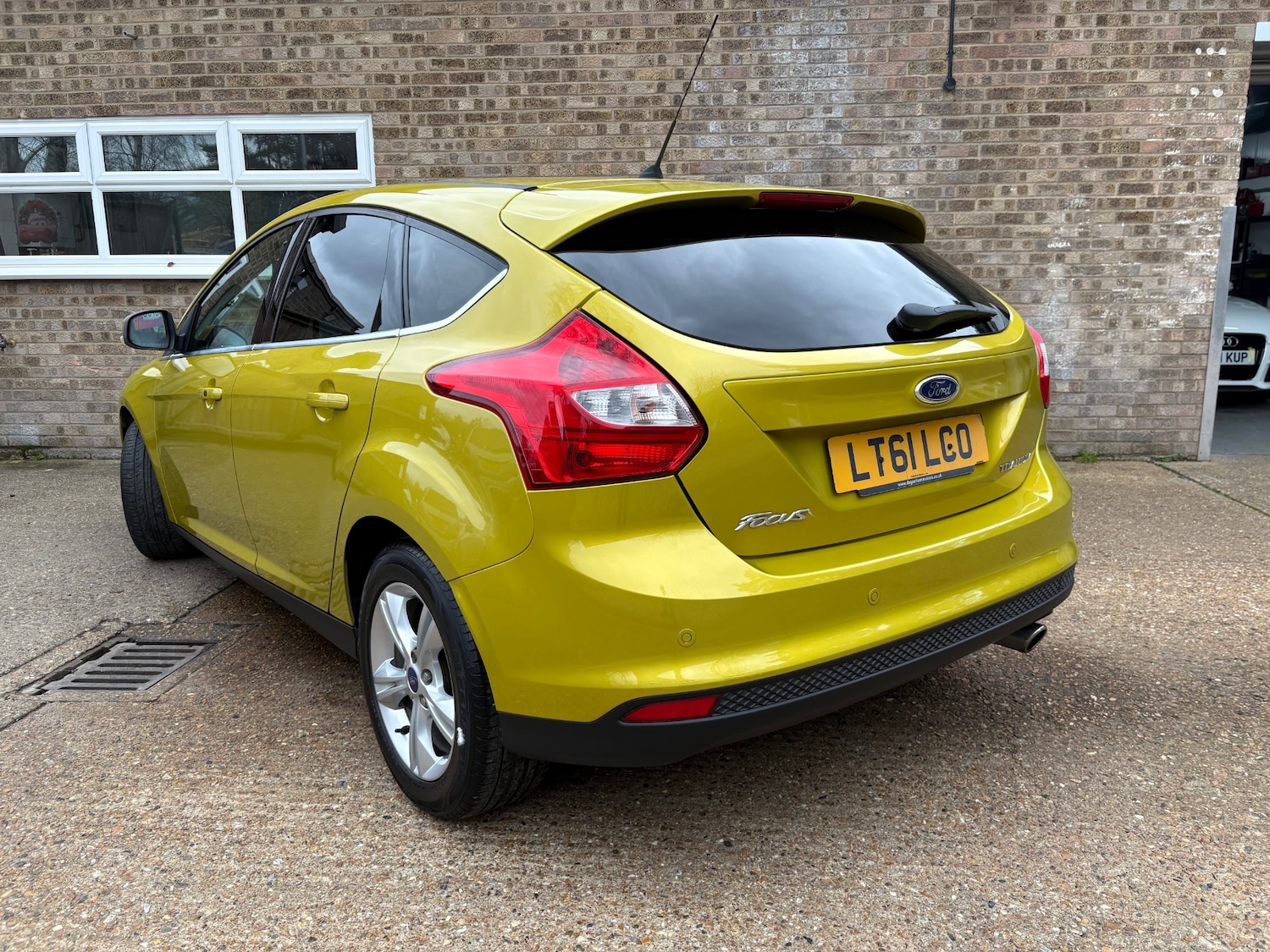 Used Ford Focus 2011 for sale - 78005608: Photo 3