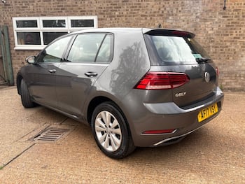 Used Volkswagen Golf 2017 for sale - 79650099: Photo