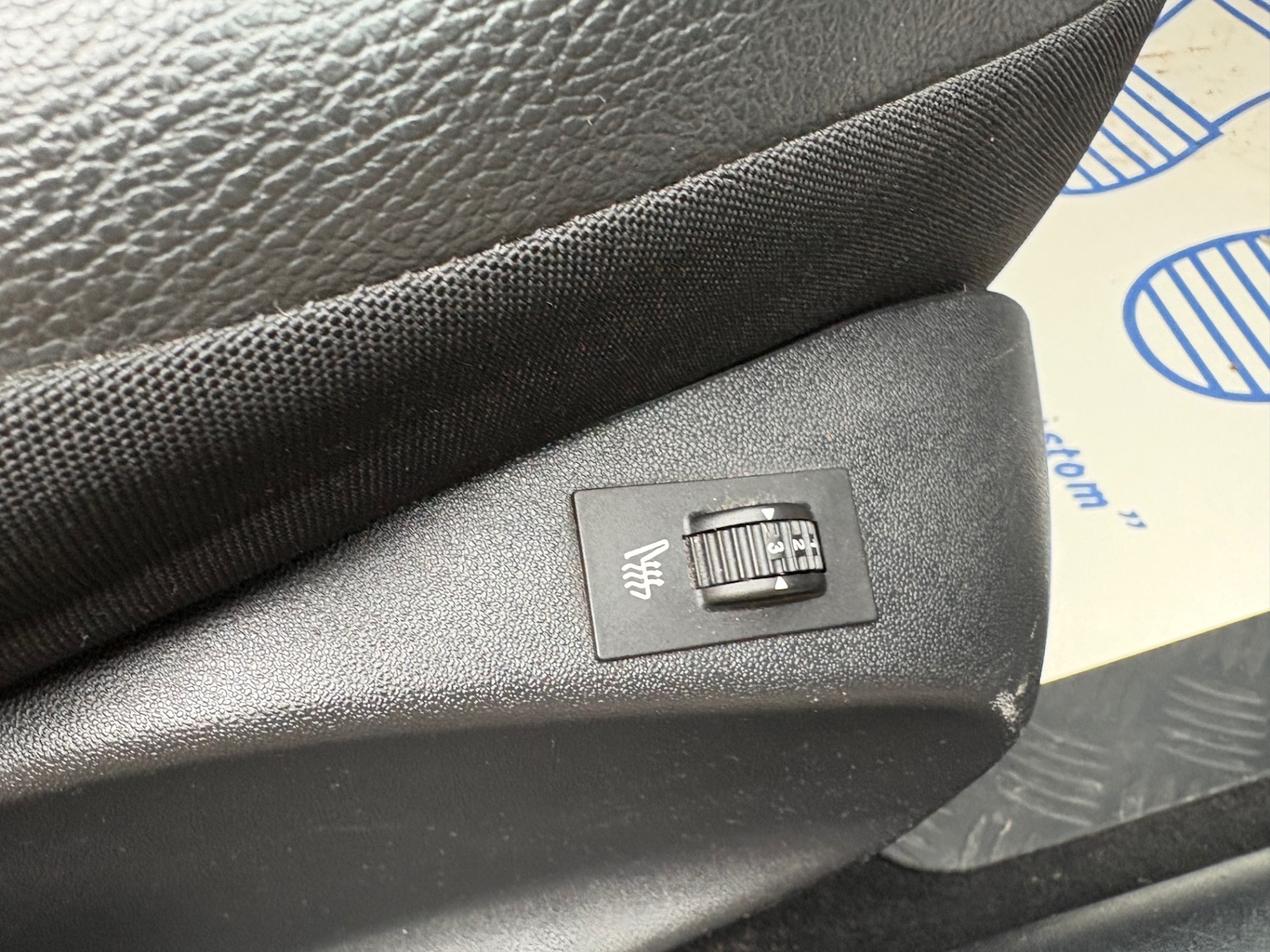 Used Peugeot 2008 2016 for sale - 77781920: Photo 13