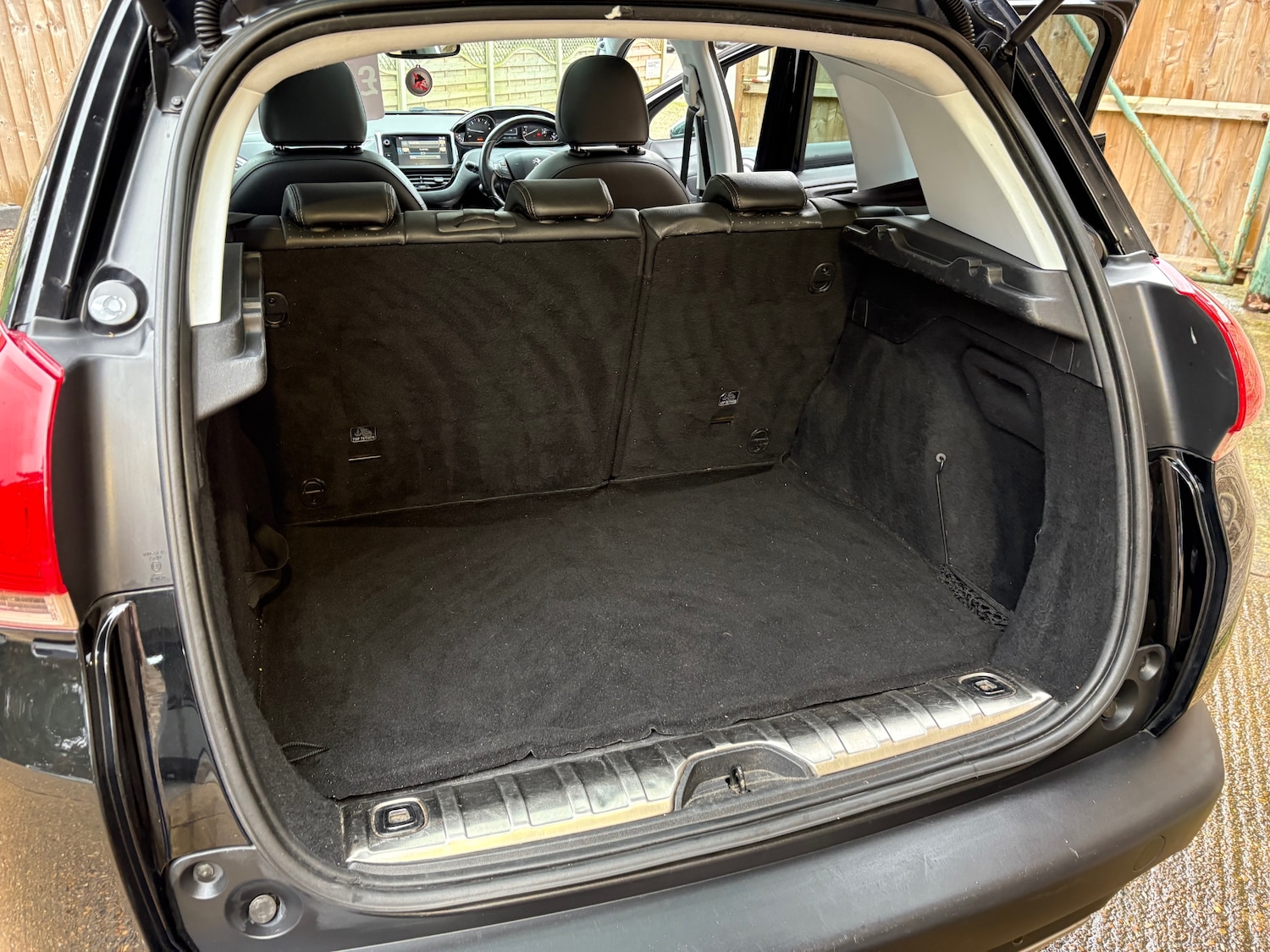 Used Peugeot 2008 2016 for sale - 77781920: Photo 18