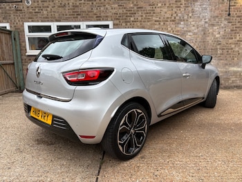 Used Renault Clio 2018 for sale - 79283399: Photo