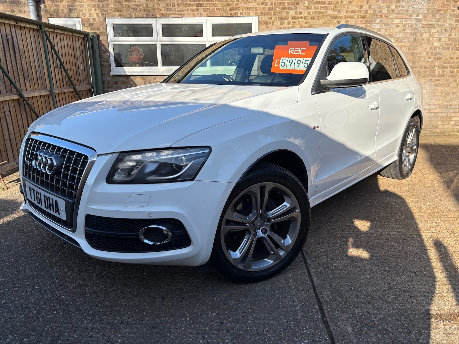 Used Audi Q5 2011 for sale - 78121491: Photo 2