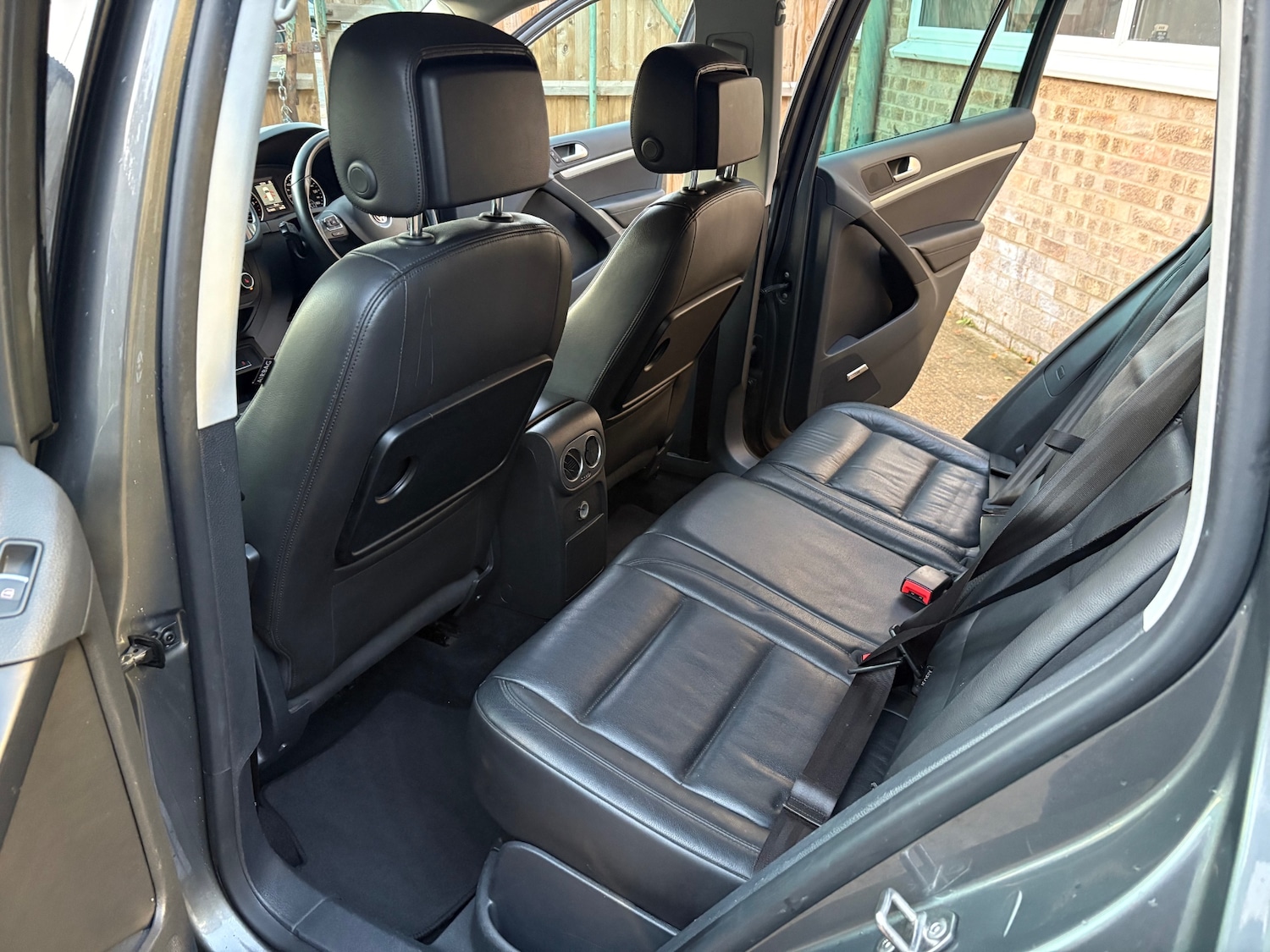 Used Volkswagen Tiguan 2014 for sale - 76656494: Photo 11