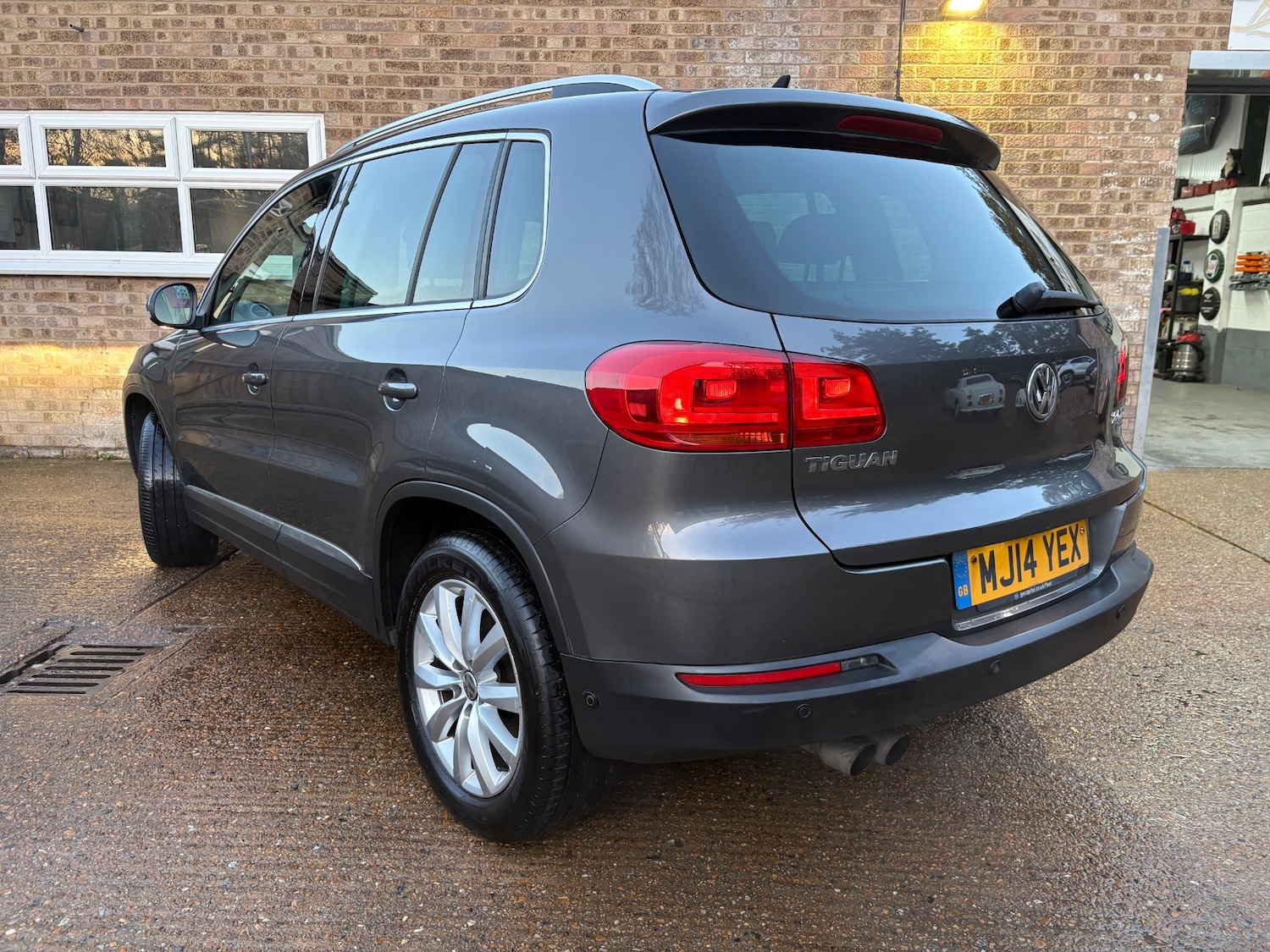 Used Volkswagen Tiguan 2014 for sale - 76656494: Photo 4