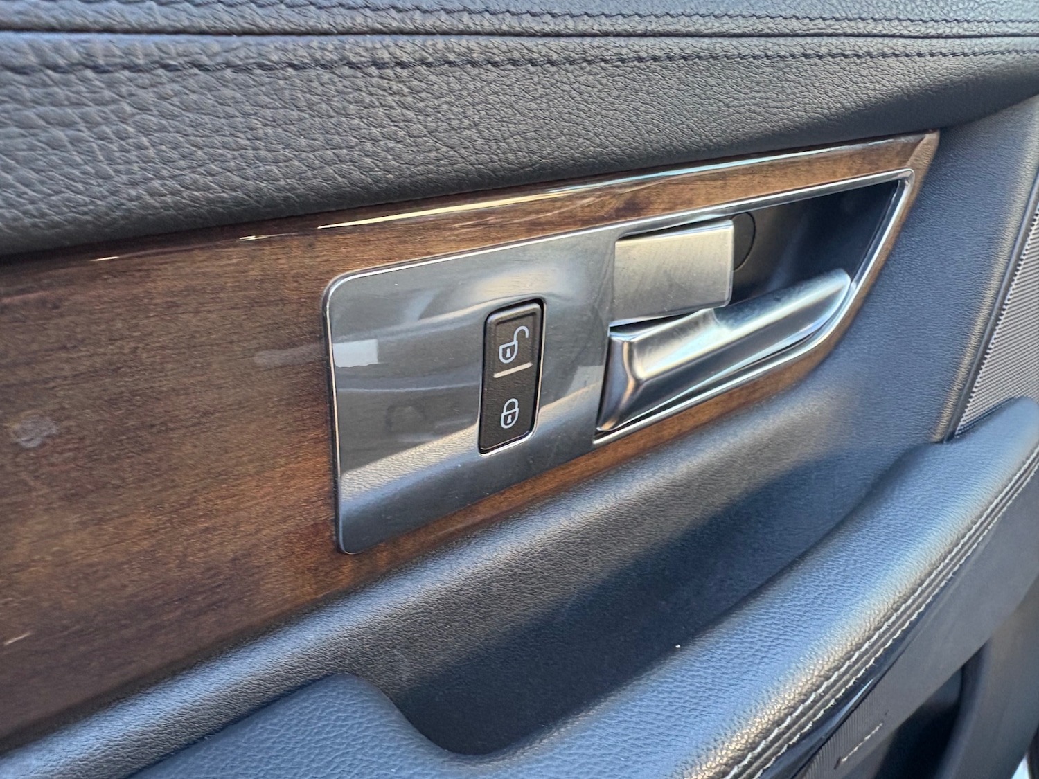 Used Land Rover Range Rover Sport 2010 for sale - 78149710: Photo 20