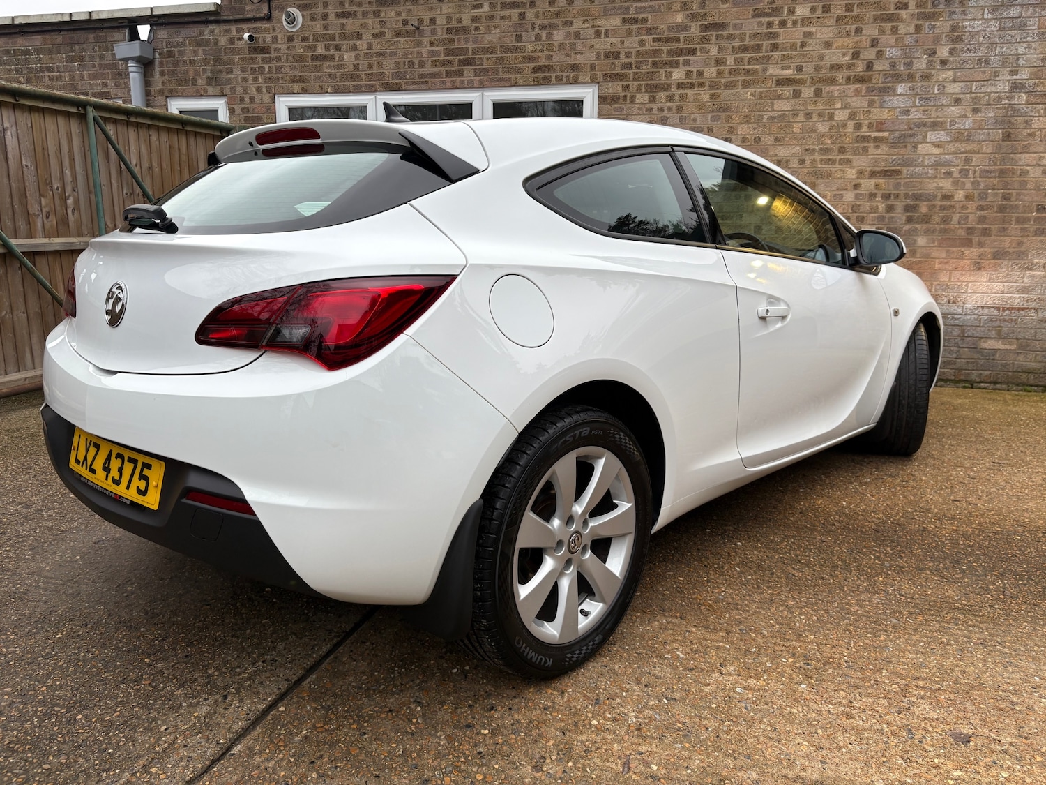 Used Vauxhall Astra GTC 2017 for sale - 77052305: Photo 4