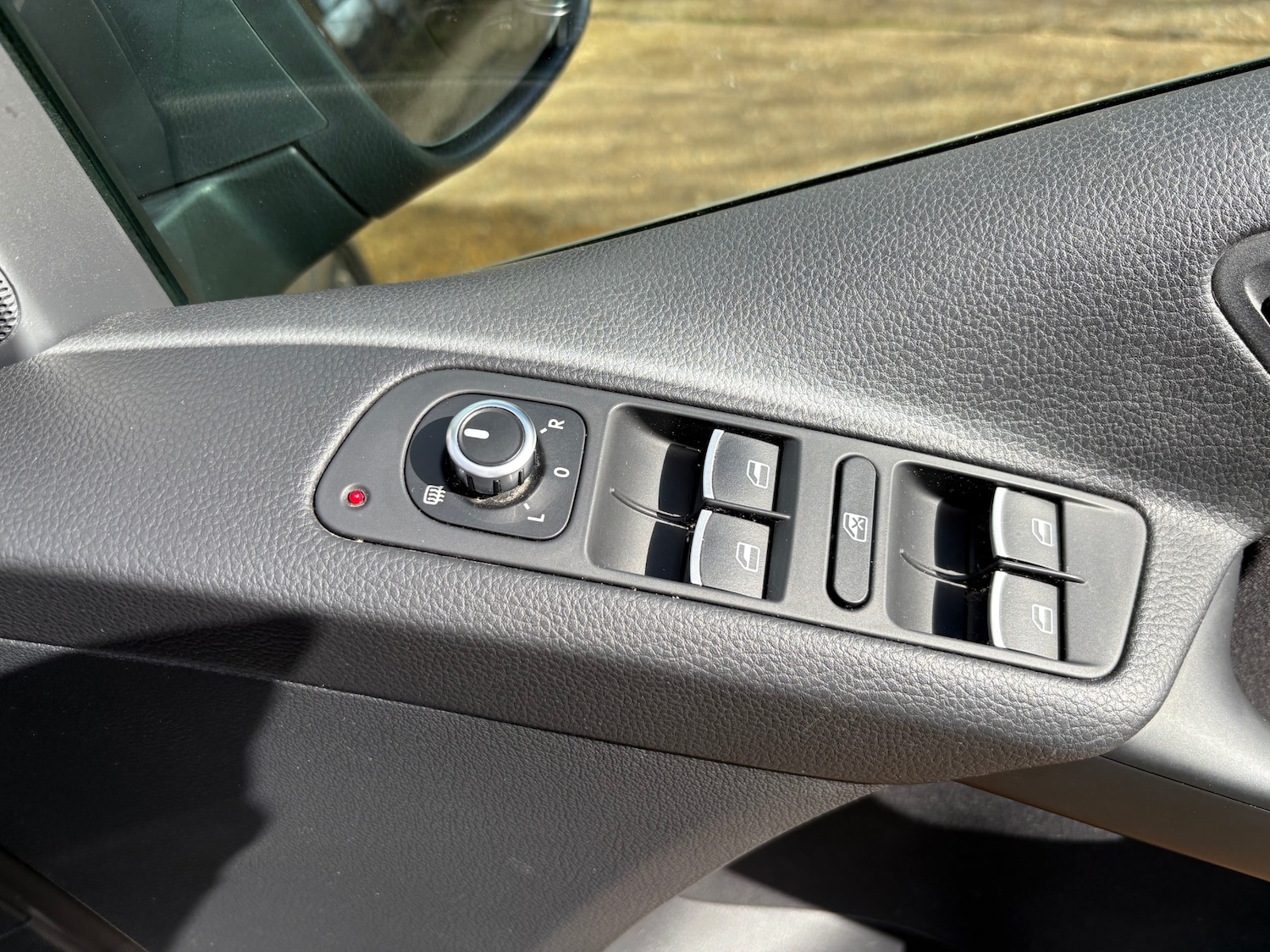 Used Volkswagen Tiguan 2015 for sale - 77837231: Photo 20