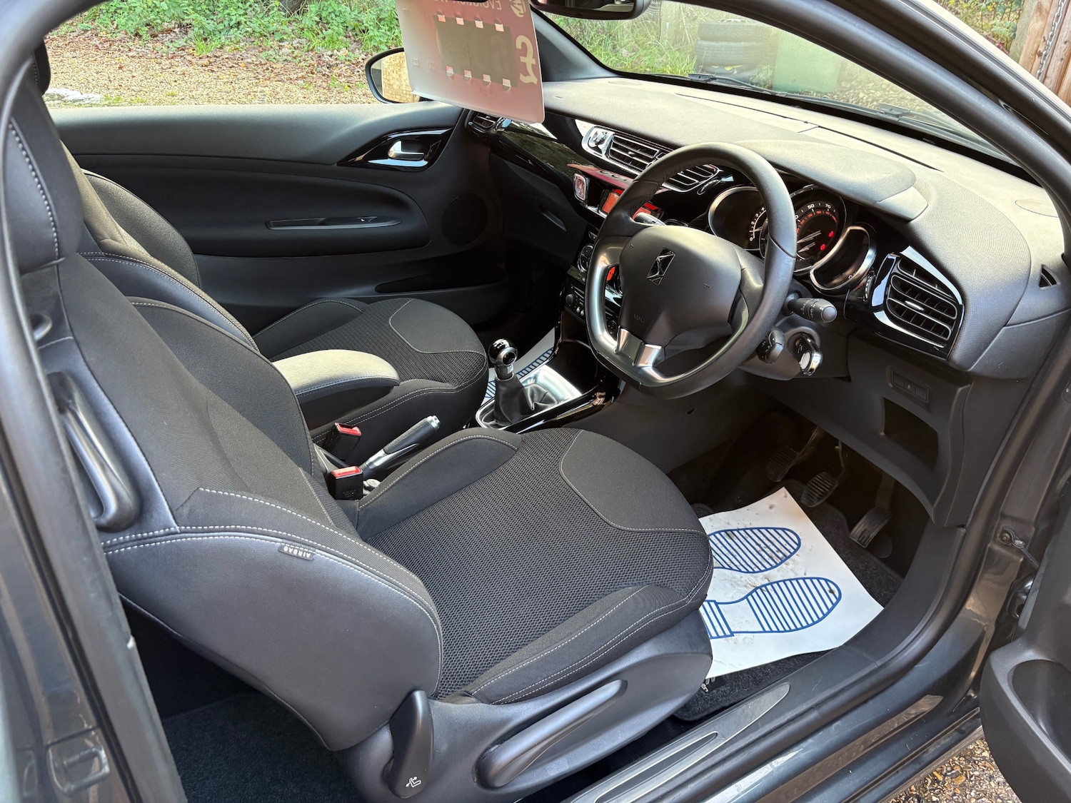 Used Citroen DS3 2013 for sale - 76854873: Photo 8