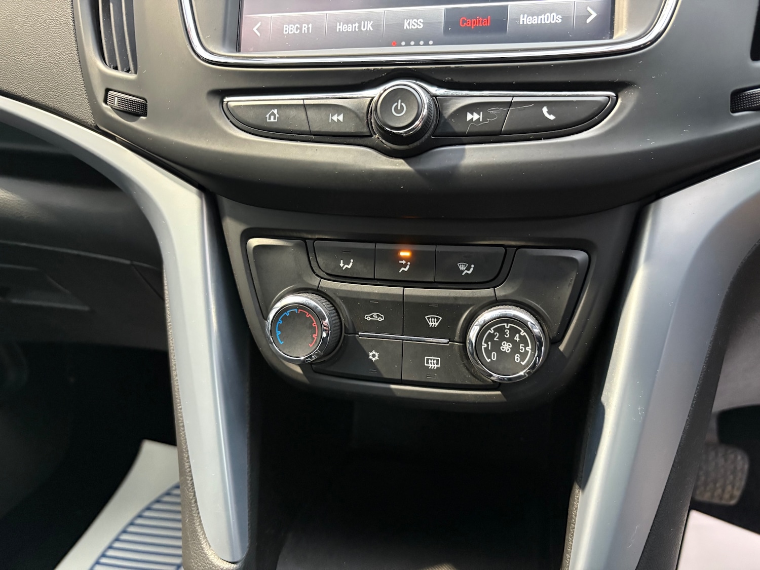 Used Vauxhall Zafira 2017 for sale - 77409825: Photo 16