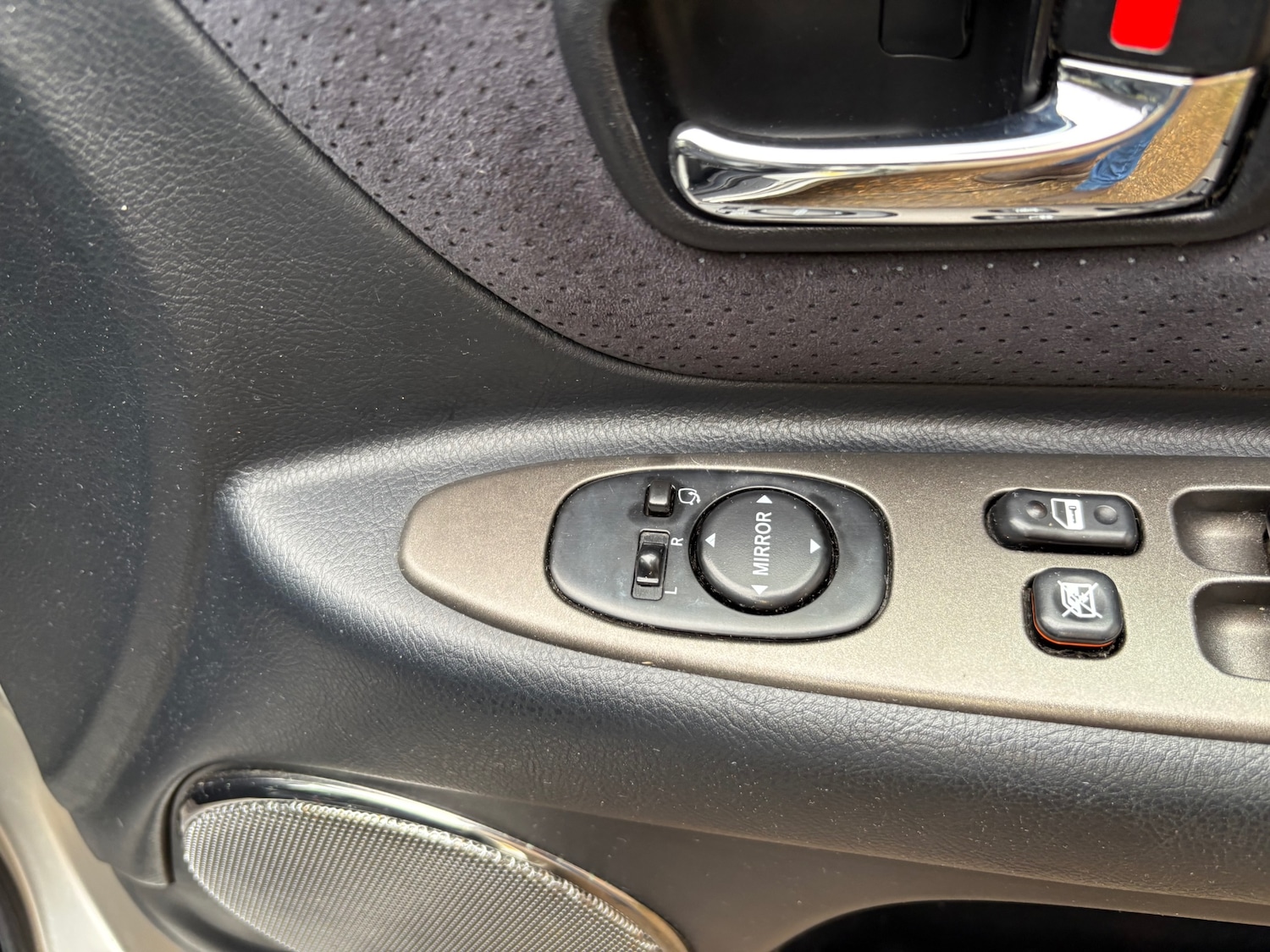 Used Lexus IS 2003 for sale - 77781530: Photo 15