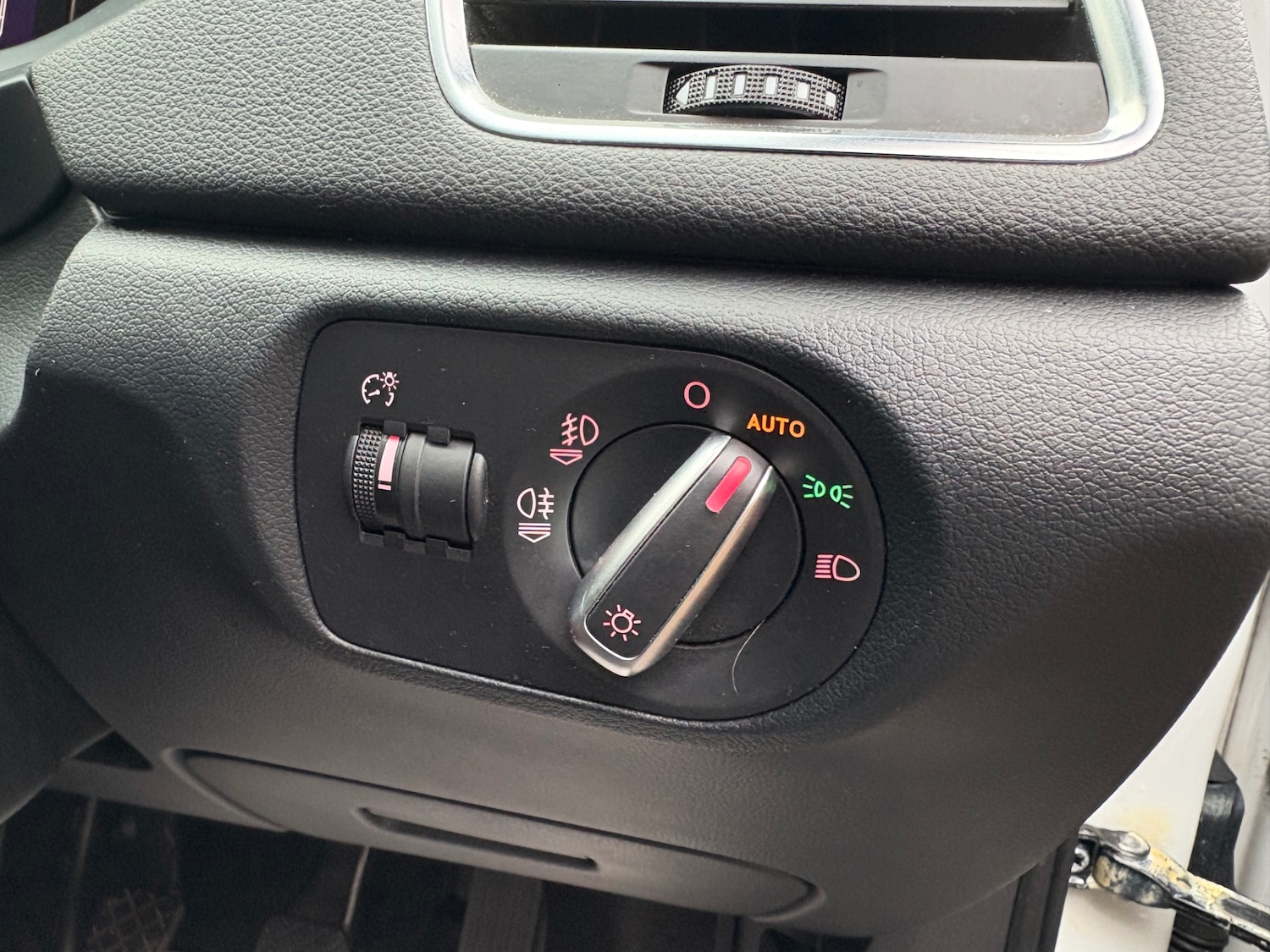 Used Audi Q3 2013 for sale - 76554392: Photo 18