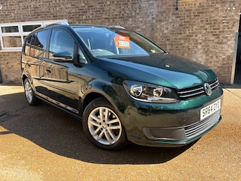 Used Volkswagen Touran 2014 for sale - 79471319: Photo
