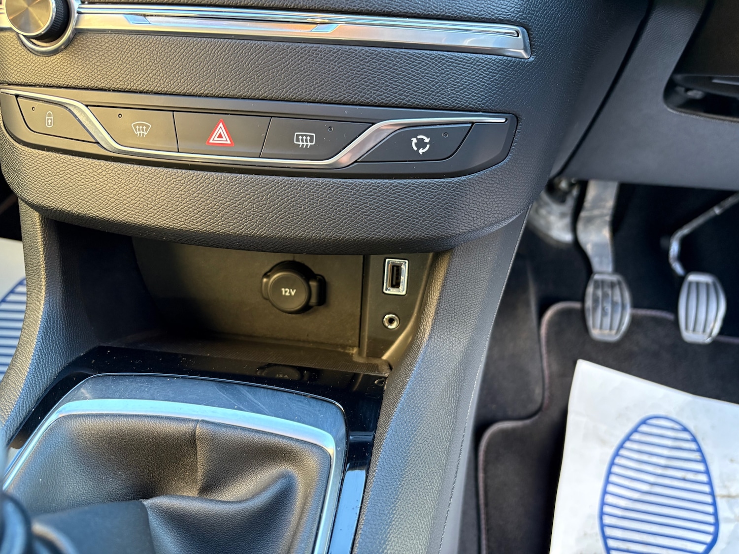 Used Peugeot 308 2016 for sale - 77837223: Photo 16