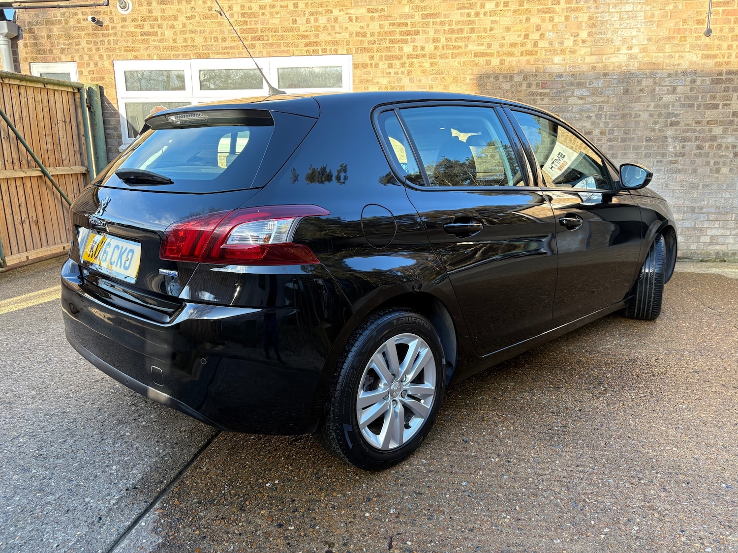Used Peugeot 308 2016 for sale - 77837223: Photo 4