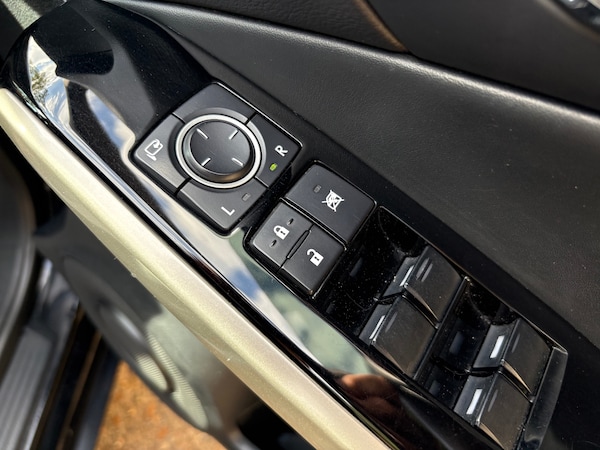 Used Lexus IS 2015 for sale - 75208243: Photo 11