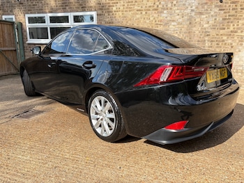 Used Lexus IS 2015 for sale - 75208243: Photo
