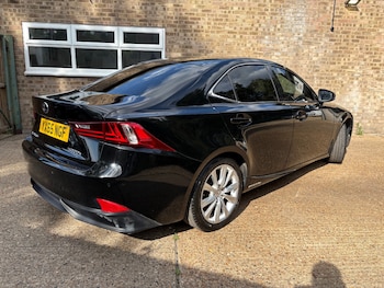 Used Lexus IS 2015 for sale - 75208243: Photo