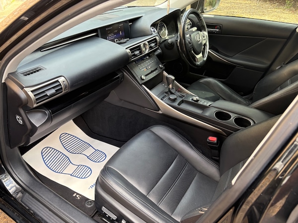 Used Lexus IS 2015 for sale - 75208243: Photo 6